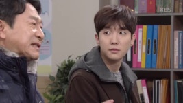 김응수와 함께 병원 찾은 재성, 증상 악화에 침묵 - kakaoTV 김응수와 함께 병원 찾은 재성, 증상 악화에 침묵