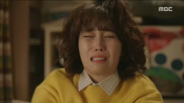 ＂내 인생은 껍데기야...＂ 충격에서 헤어 나오지 못하는 이유리 - kakaoTV ＂내 인생은 껍데기야...＂ 충격에서 헤어 나오지 못하는 이유리