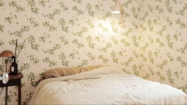 사랑스러운 벽지가 포인트♡ 싱그러움이 가득한 침실! (하우스) - kakaoTV 사랑스러운 벽지가 포인트♡ 싱그러움이 가득한 침실! (하우스)