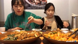 먹동이 최애 찜닭집 꽃찬찜닭 드디어 가다!!! 먹동이 야외먹방 mukbang eating show - kakaoTV 먹동이 최애 찜닭집 꽃찬찜닭 드디어... 
