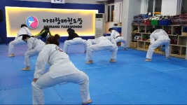 청춘태권도장·성인태권도장 - kakaoTV seoultaekwondo... koreataekwondo Stretching | 서울 청춘태권도장·성인태권도장