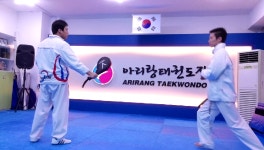 청춘태권도장·성인태권도장 - kakaoTV [태권도발차기] 으리 의리한... 돌려차기(Spin_Kick) 하는跆拳道場 | 서울 청춘태권도장·성인태권도장  