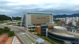 [하이틴TV] 한림대학교(한림대) - 하늘에서 본 대학(2015) - kakaoTV [하이틴TV] 한림대학교(한림대) - 하늘에서 본 대학(2015)