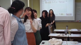 [부산테솔] 영어게임:몸으로 말해요 퀴즈~ - 방과후영어강사 교육현장 - kakaoTV [부산테솔] 영어게임:몸으로 말해요 퀴즈~ - 방과후영어강사... 