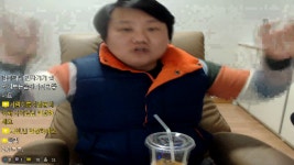 딸보형의 육계장 먹방~♥ (2부) - kakaoTV 딸보형의 육계장 먹방~♥ (2부)