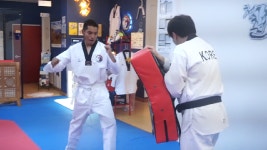 성인태권도장의 눈빛이 살아있는 외국인 로페즈, 서울의정부 청춘태권도장Korea Taekwondo center - kakaoTV 성인태권도장의 눈빛이... 