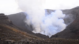 아소산 분화구 #1 (Aso mountain, 阿蘇山) - kakaoTV 아소산 분화구 #1 (Aso mountain, 阿蘇山)