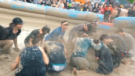보령으로~ 놀자! 머드로~ 제22회 보령머드축제 에어바운스체험 - kakaoTV 가자! 보령으로~ 놀자! 머드로~ 제22회 보령머드축제 에어바운스체험