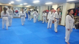 뒤후려차기는 빡~ 끝! | 서울 청춘태권도(cheongchuntkd)·성인태권도(adulttkd) - kakaoTV 뒤후려차기는 빡~ 끝!  | 서울... 