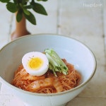상상만으로도 침샘 폭발! 새콤달콤 국민야식 [김치비빔국수] - kakaoTV 상상만으로도 침샘 폭발! 새콤달콤 국민야식 [김치비빔국수]