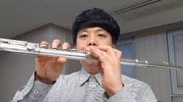 플룻꿀팁04. 플루트 연주하기 ~손가락 빨리 돌리기 타파넬 연습... 104) 플룻배우기 - kakaoTV 플룻꿀팁04. 플루트 연주하기 ~손가락 빨리... 