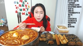 신전떡볶이,치즈스팸김밥,튀김 먹방 먹동이 - kakaoTV 신전떡볶이,치즈스팸김밥,튀김 먹방 먹동이