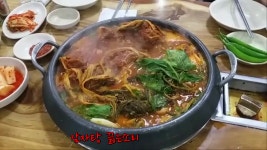 이대조 뼈다귀해장국에서 감자탕 먹고왔어요... - kakaoTV 이대조 뼈다귀해장국에서 감자탕 먹고왔어요, 구월동맛집이라하네요.