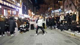[K-pop] 20살 남자가 추는 청하 - 롤러코스터 커버댄스!! - kakaoTV [K-pop] 20살 남자가 추는 청하 - 롤러코스터 커버댄스!!