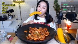 팬님이 추천해준배달맛집)불곱창(아주매운맛),김가루알밥,계란찜, Very spicy gopchang,eatin - kakaoTV 팬님이 추천해준배달맛집)... 
