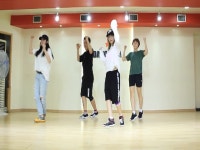 하이라이트 얼굴 찌뿌리지 말아요 몸치탈출 수업 구로디지털단지역 댄스학원 - kakaoTV 하이라이트 얼굴 찌뿌리지 말아요 몸치탈출 수업... 
