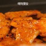 젓가락질을 멈출 수가 없는 고추장 삼겹살 - kakaoTV 젓가락질을 멈출 수가 없는 고추장 삼겹살