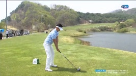 3R 10번홀 두 번째 더블 보기 선두 경쟁에서 멀어지는 양지호 - kakaoTV 3R 10번홀 두 번째 더블 보기 선두 경쟁에서 멀어지는 양지호