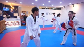 성인들의 양질(良質)높은 태권도 수련, 의정부 호원동 청춘태권도장 - kakaoTV 성인들의 양질(良質)높은 태권도 수련, 의정부 호원동 청춘태권도장