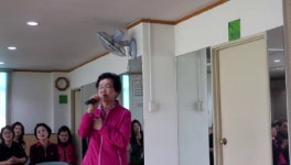 해어화(가수/초아강,작사/강정숙,작곡/한동한)//김정자 신임 회장님//강정숙(초아강)노래 교실//상계8동 주 - kakaoTV 해어화(가수/초아강,작사... 