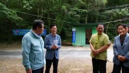 김동일 보령시장 근무자 격려차 미산면 백제골 계곡 방문 - kakaoTV 김동일 보령시장  근무자 격려차 미산면 백제골 계곡 방문