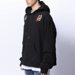 THEBOUNCE 월하정인 Drop shoulder Wide Hoodie_Black