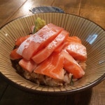 오늘의유머 - 연어뱃살덮밥, 그리고 새우튀김 연어뱃살덮밥, 그리고 새우튀김