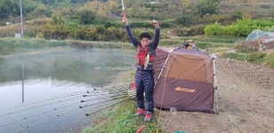 조황/조행기 > 습작 조행기 > 지인분들과 아담한소류지에서^^*