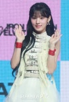 지니 포즈는 상큼하게[★포토]::스포탈코리아 지니 포즈는 상큼하게[★포토]