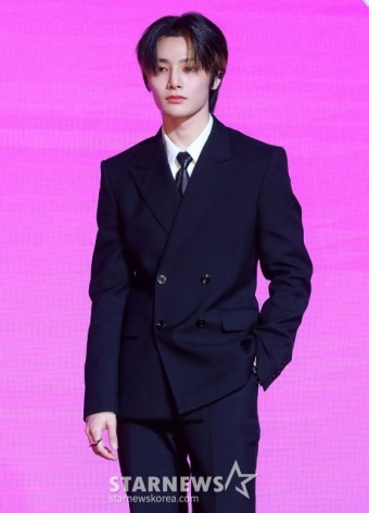 스트레이키즈 아이엔 '막내의 멋짐'[포토]::스포탈코리아 스트레이키즈 아이엔 '막내의 멋짐'[포토]
