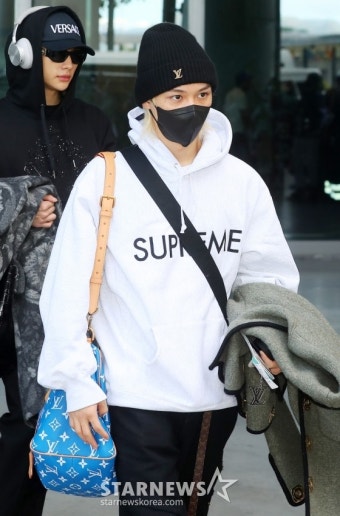 스트레이키즈 필릭스 '시크한 눈빛'[포토]::스포탈코리아 스트레이키즈 필릭스 '시크한 눈빛'[포토]