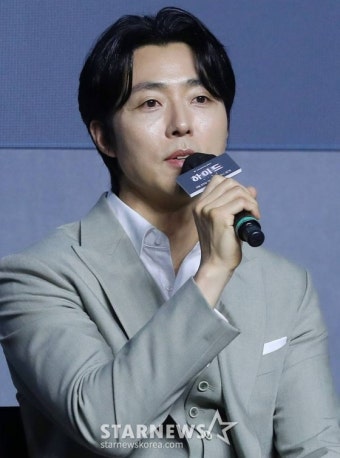 '하이드' 이무생 ''이보영, 이슬만 먹을 것 같은데..맛집 타율 높아''::스포탈코리아 '하이드' 이무생 ''이보영, 이슬만 먹을 것 같은데..맛집 타율...