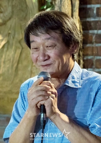 학전 이끈 '아침이슬' 김민기, 위암 투병 중 별세..향년 73세::스포탈코리아 학전 이끈 '아침이슬' 김민기, 위암 투병 중 별세..향년 73세