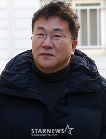 유영재, 선우은숙 친언니 강제추행 혐의로 징역 2년 6개월 선고, 법정 구속 집행