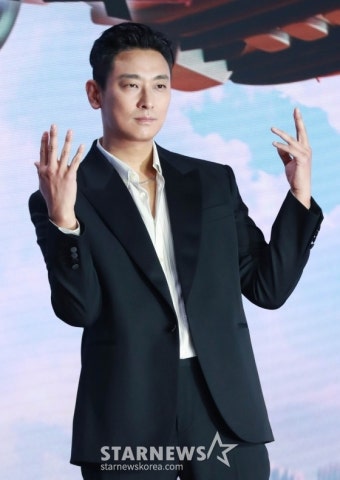 '중증외상센터' 감독 ''주지훈, 재수없는 지점 비슷'' 싱크로율 자랑::스포탈코리아 '중증외상센터' 감독 ''주지훈, 재수없는 지점 비슷'' 싱크로율...