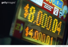 654493474 | 게티이미지코리아 | Jackpot Display on Video Poker Game Royalty-Free 이미지