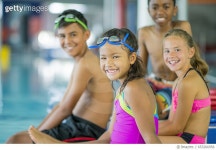 653266956 | 게티이미지코리아 | Children at a Swimming Lesson Royalty-Free 이미지