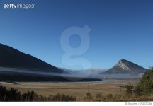 702675789 | 게티이미지코리아 | Scenic View Of Landscape Against Blue Sky Royalty-Free 이미지
