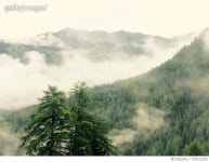 705311929 | 게티이미지코리아 | Scenic View Of Mountains Against Cloudy Sky Royalty-Free 이미지