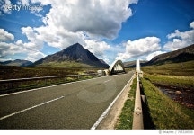 705328583 | 게티이미지코리아 | Country Road Passing Through Landscape Royalty-Free 이미지