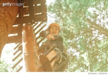658496404 | 게티이미지코리아 | moving up on obstacle course Royalty-Free 이미지