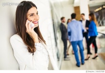664307688 | 게티이미지코리아 | Smiled businesswoman talking on the phone Royalty-Free 이미지