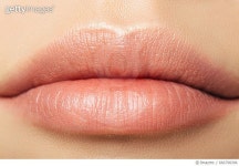 666798396 | 게티이미지코리아 | Womans lips Royalty-Free 이미지