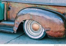 713875485 | 게티이미지코리아 | Close-Up Of Vintage Car Wheel Royalty-Free 이미지
