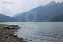 713937053 | 게티이미지코리아 | Scenic View Of Mountains Against Sky Royalty-Free 이미지