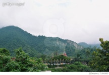 713943053 | 게티이미지코리아 | Scenic View Of Mountains Against Sky Royalty-Free 이미지