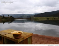 717273285 | 게티이미지코리아 | Scenic View Of Lake And Mountains Against Sky Royalty-Free 이미지