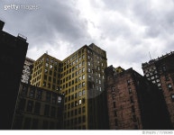 717282685 | 게티이미지코리아 | Low Angle View Of Building Against Cloudy Sky Royalty-Free 이미지