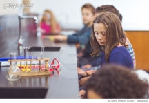 689842680 | 게티이미지코리아 | Hands-on science lab Royalty-Free 이미지
