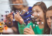 689842700 | 게티이미지코리아 | Hands-on science lab Royalty-Free 이미지